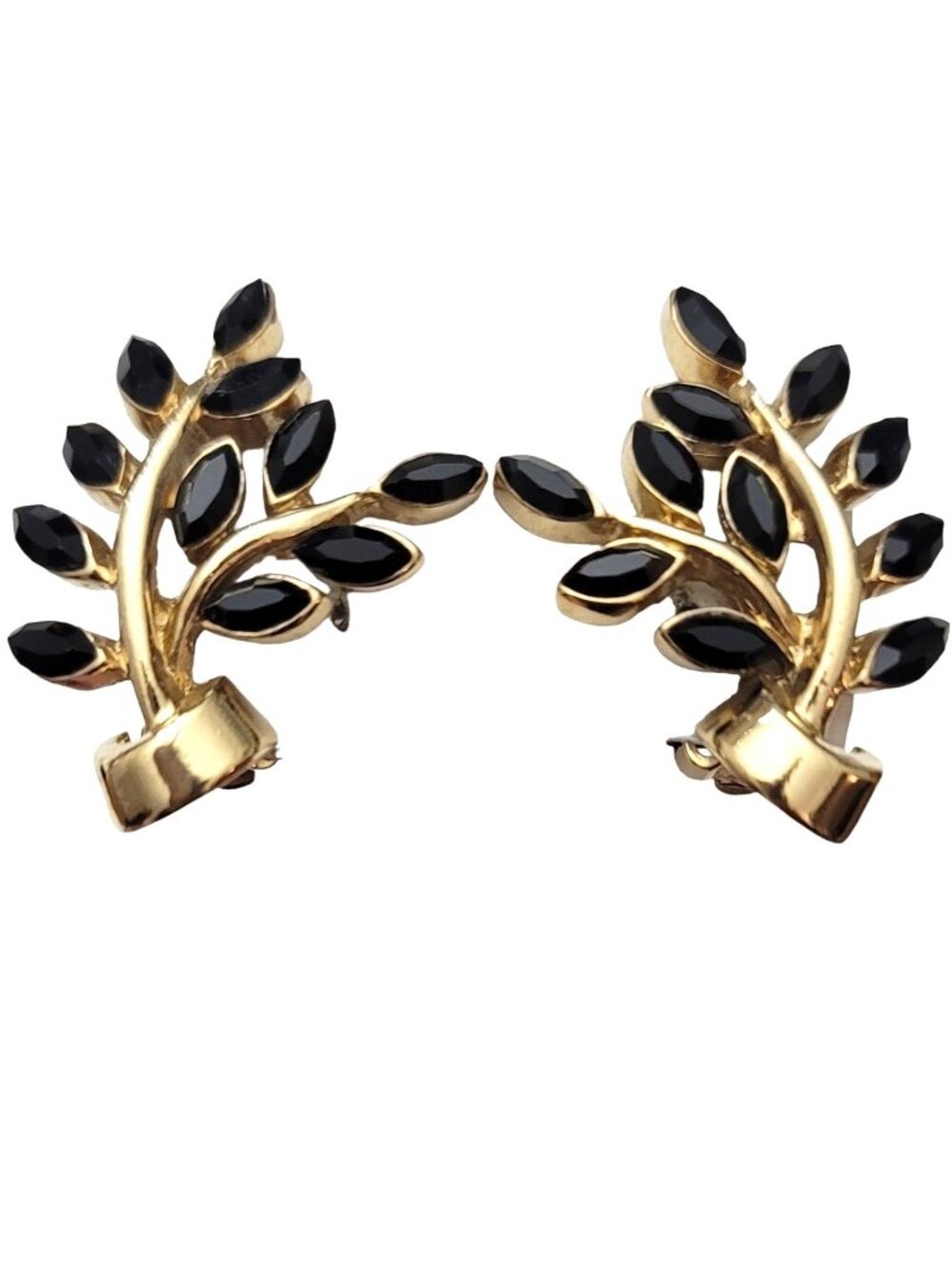 Carolee Gold Tone Black Glass Marquise Rhinestone Leaf Clip On Earring, M1022